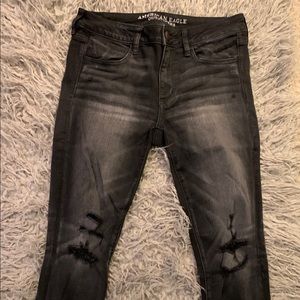 AEO Black distressed jeans